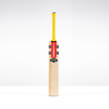 Havoc HB317 GN550 Junior Cricket Bat