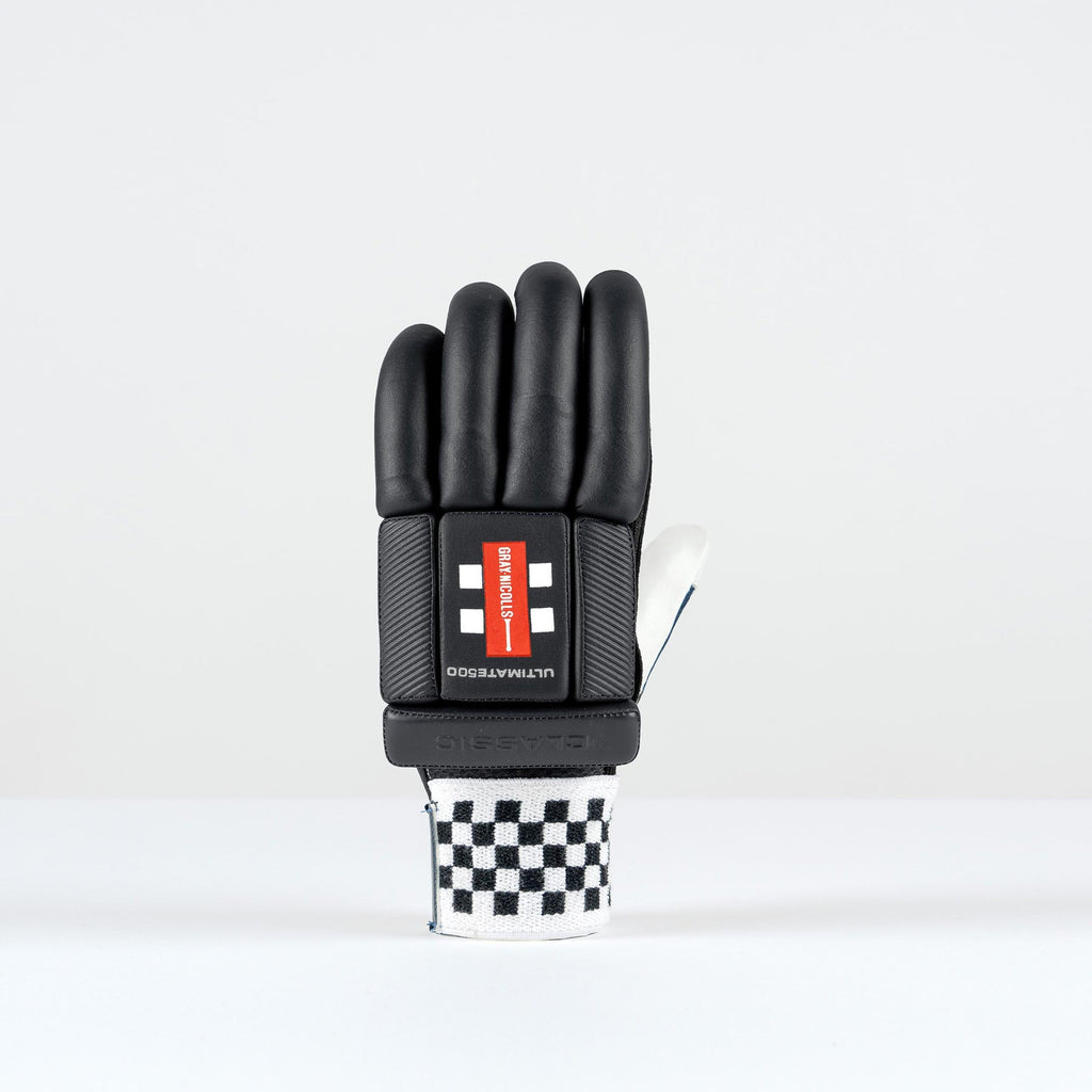 CGCG26Batting Gloves Classic Ultimate 500 Black Glove, Top Hand Back
