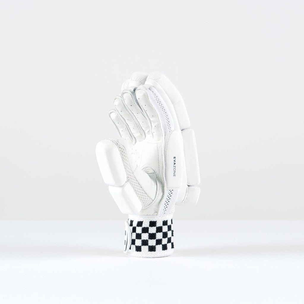 Classic Ultimate 400 Junior Batting Gloves